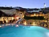 The pool and yard of Villa Deus in Santorini